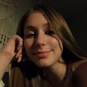 Meet your Posher, Ava